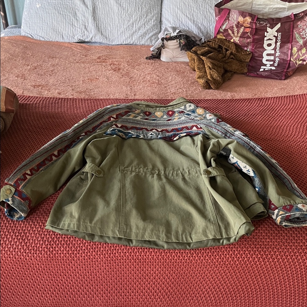 Olive Green Utility Jacket With Patterned Sleeves - image 8